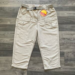 NWT LL Bean Cargo Capri Pants Woman’s LARGE 35x24 Tan Belt Elastic Waist 234444